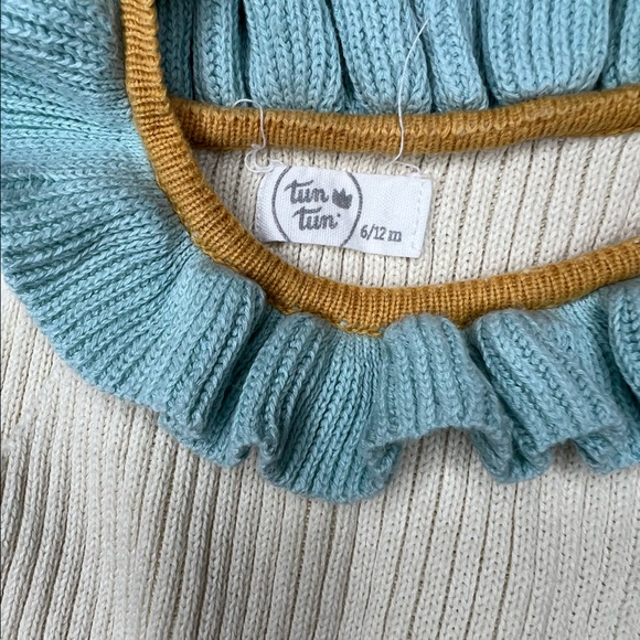 Baby girl romper one piece - Picture 2 of 3